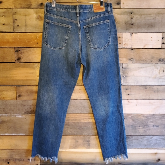 Lucky Brand Raw Hem Jeans - Picture 4 of 6